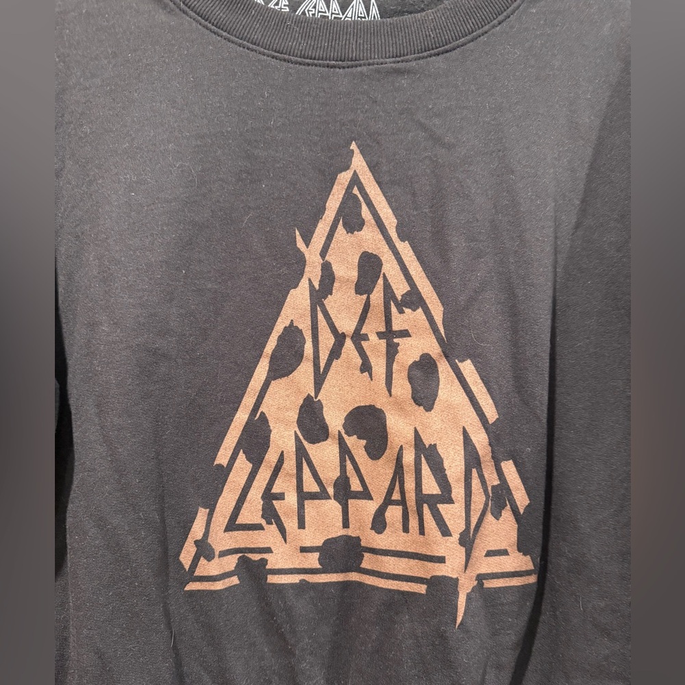 Def‎ Leppard graphic crewneck size XL NWOT - Picture 2 of 3